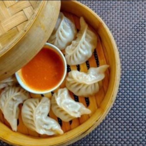 Paneer Tikka Momos (15 Pcs)