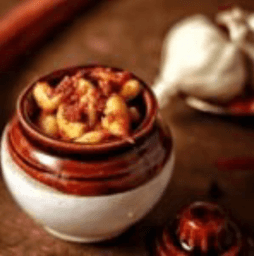 Garlic Pickle (300 Gms)