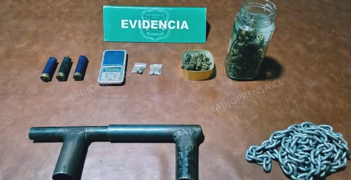 Carabineros de El Monte detiene a cuatro sujetos por amenazas, tráfico de drogas y tenencia de arma de fuego