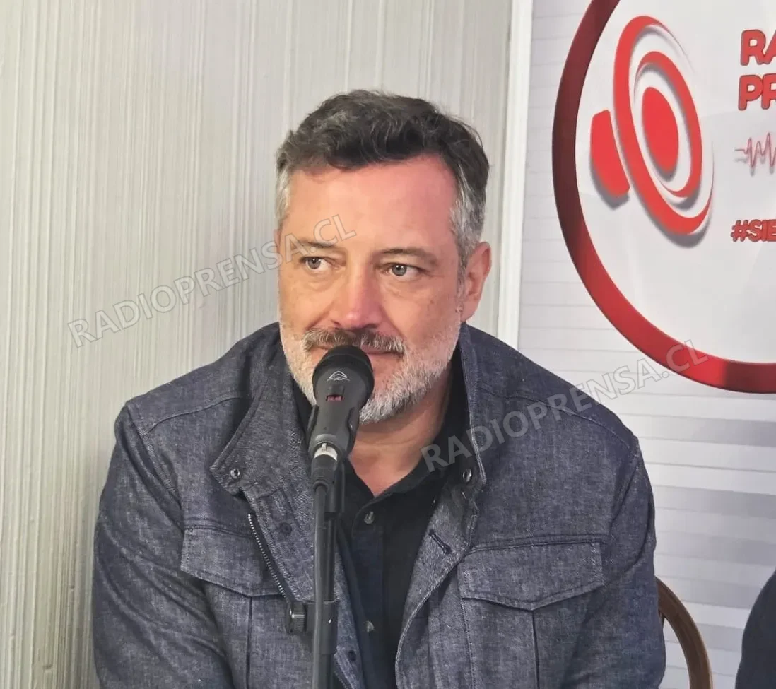 Sichel critica recortes regionales y al gobierno de Kast por tema metrotren