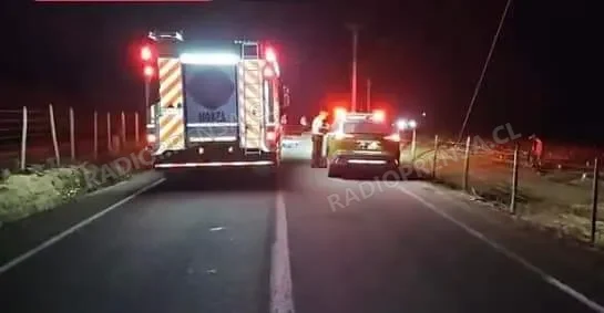 El Monte: violenta colisión entre automóvil y carreta deja dos lesionados y un caballar muerto