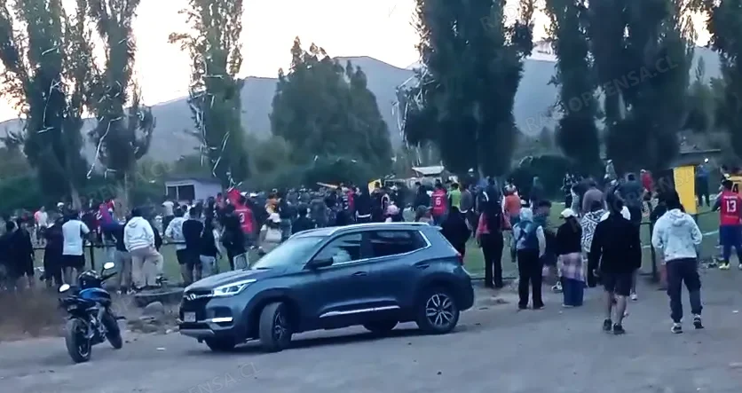 Riña generalizada empaña jornada deportiva en Isla de Maipo