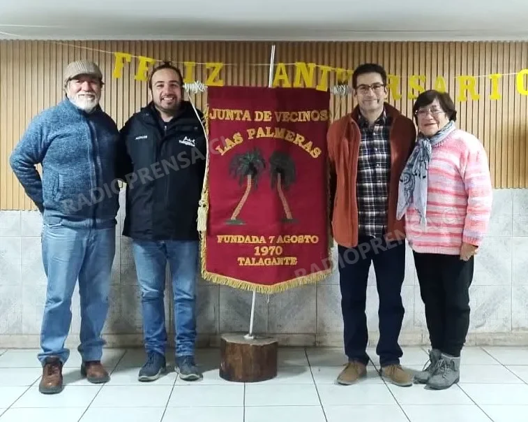 Vecinos de la población Las Palmeras de Talagante celebraron un nuevo aniversario