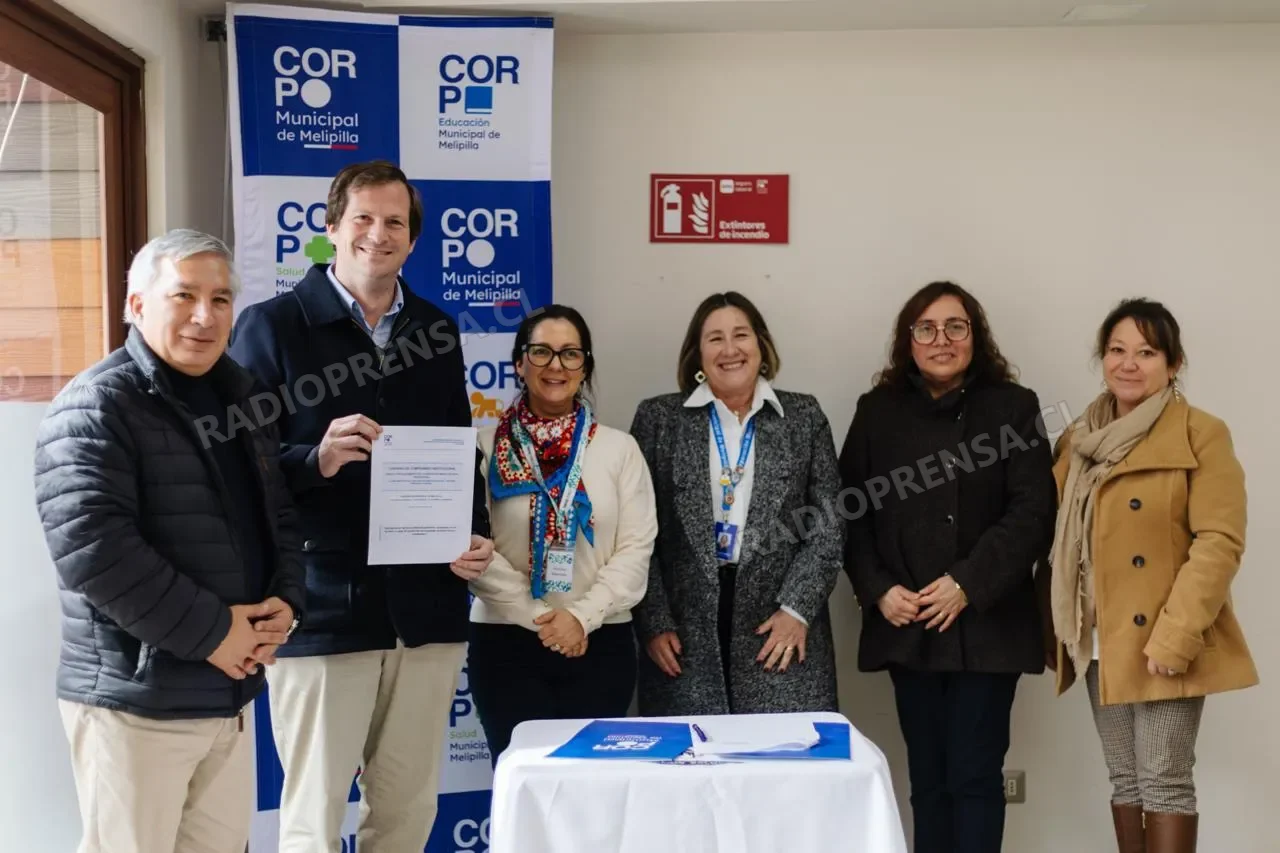 Corporación municipal de Melipilla firma importante convenio con fundación Chile Dual