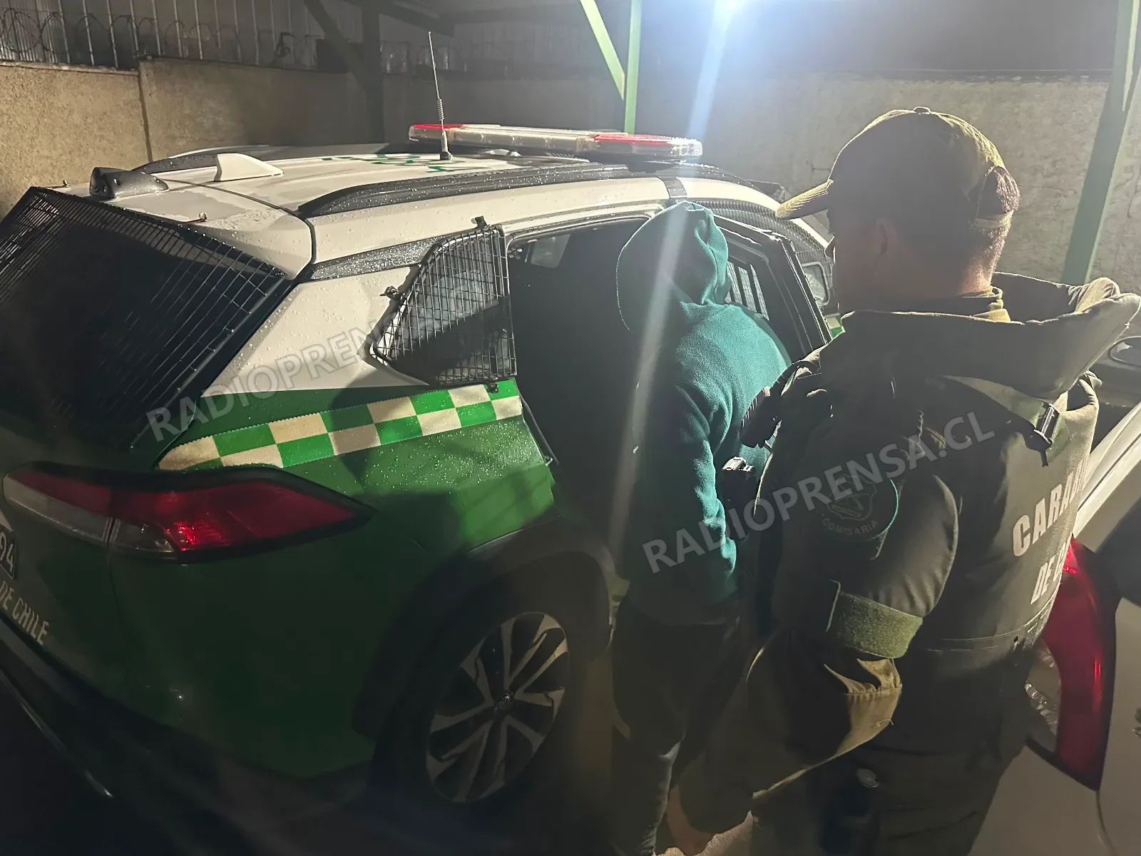 Detienen en La Islita a prófugo por microtráfico durante ronda preventiva de Carabineros