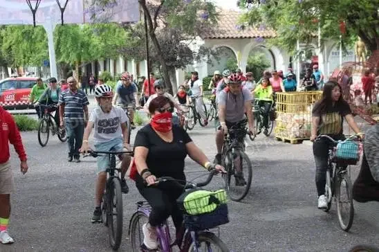 Talagante inicia a las 19:00 horas su Cicletada Familiar Nocturna