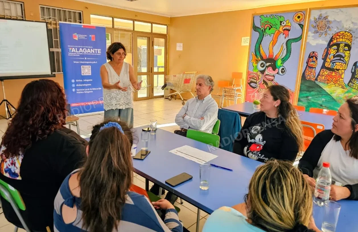 Apoderadas y apoderados de El Monte comparten sus inquietudes y propuestas en encuentro participativo con SLEP Talagante