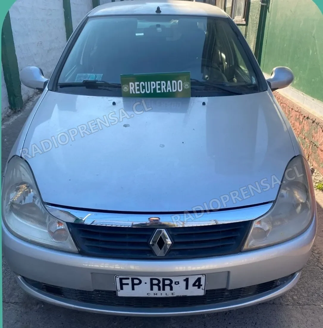 Carabineros recuperan vehículo robado y detienen a conductor por receptación en El Monte