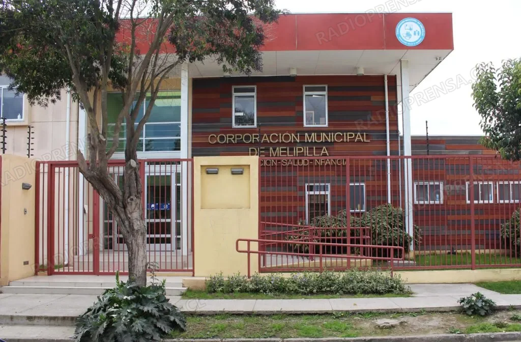Corporación Municipal de Melipilla presenta querella criminal tras amenazas en Liceo Hermanos Sotomayor Baeza