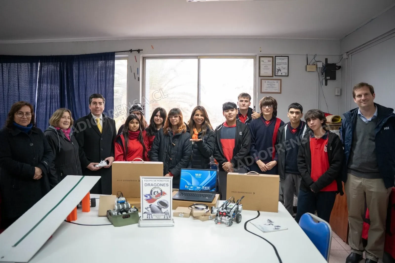 Corporación Municipal repone equipos robados a taller de robótica del Liceo Hermanos Sotomayor Baeza