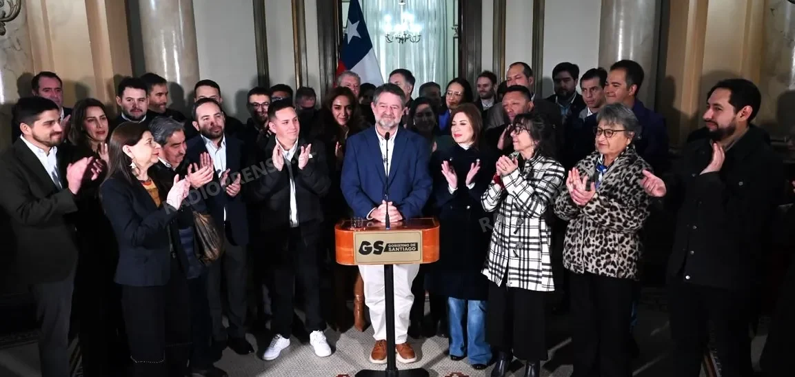 Alcalde de Talagante acompaña a Claudio Orrego en punto de prensa tras rechazo del Tricel a su destitución