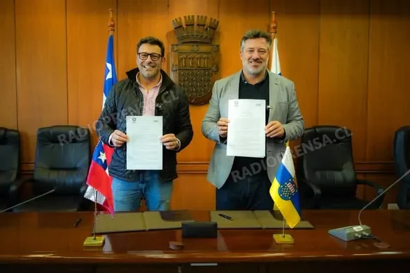 Isla de Maipo y Ñuñoa firman convenio de colaboración para fortalecer la gestión municipal
