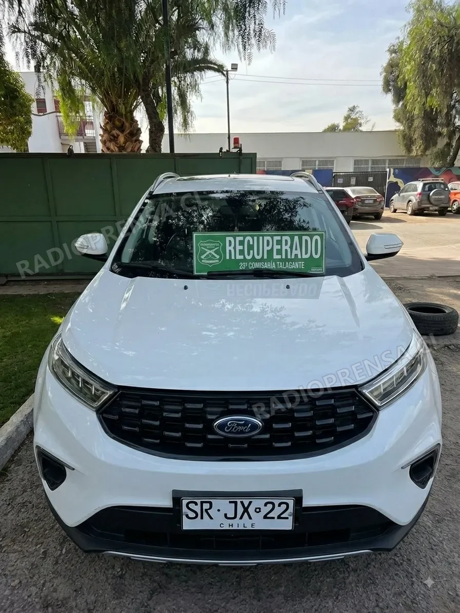 Detienen en Talagante a conductor de camioneta de alta gama por receptación