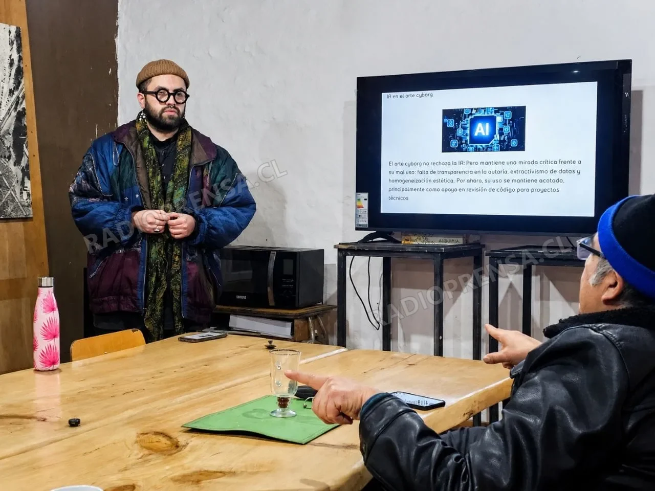 Museo Parroquial de Isla de Maipo abordó el arte cyborg y la inteligencia artificial en conversatorio abierto a la comunidad