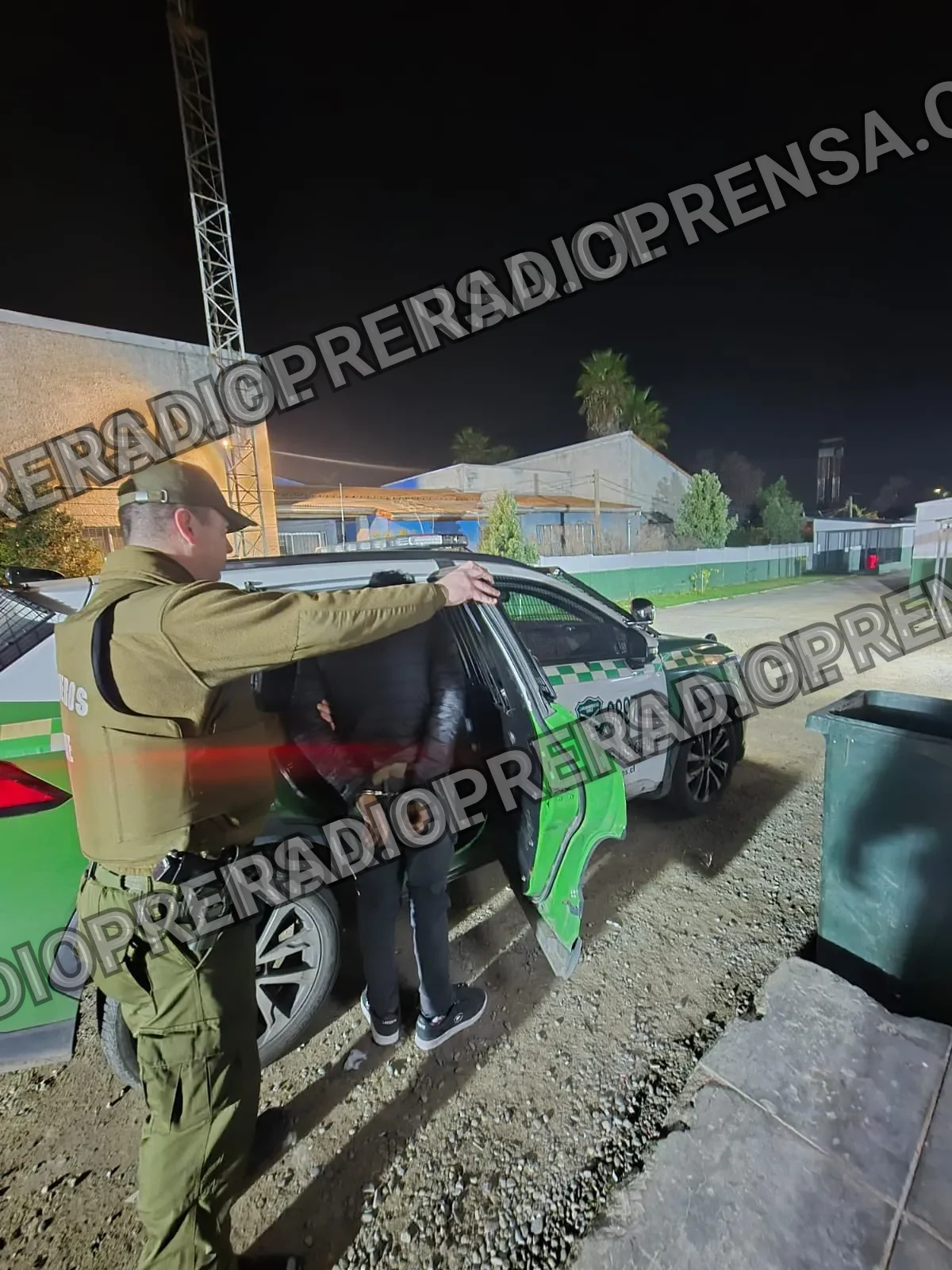 Cuatro detenidos por tenencia de armas y amenazas en Isla de Maipo