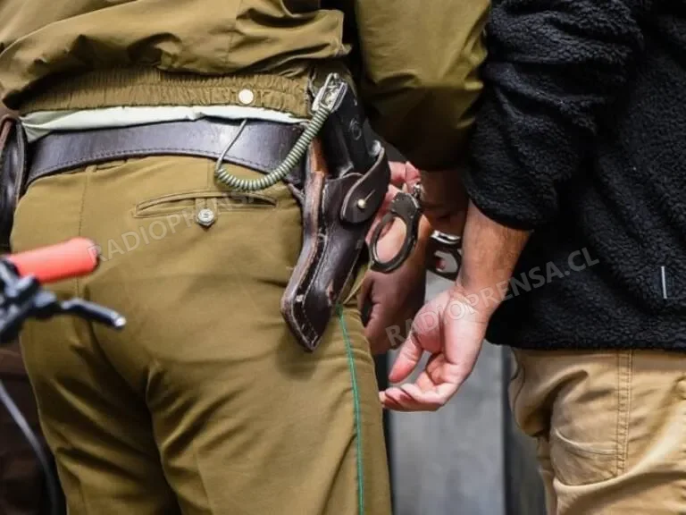 Carabineros detiene a pareja acusada de asaltar con arma de fuego a trabajadora boliviana en Melipilla