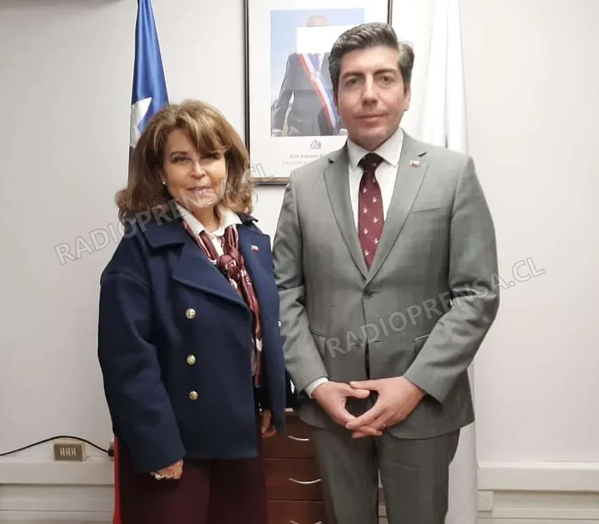 Prodemu y Delegación Provincial buscan soluciones para asegurar continuidad de sus programas en Melipilla
