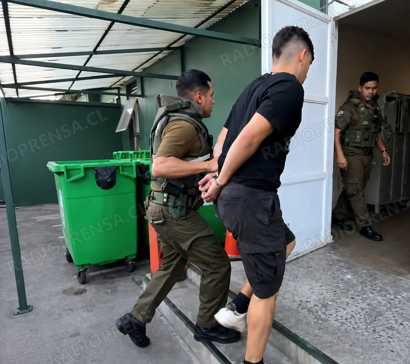 Cuatro detenidos por robo con violencia y drogas en Padre Hurtado