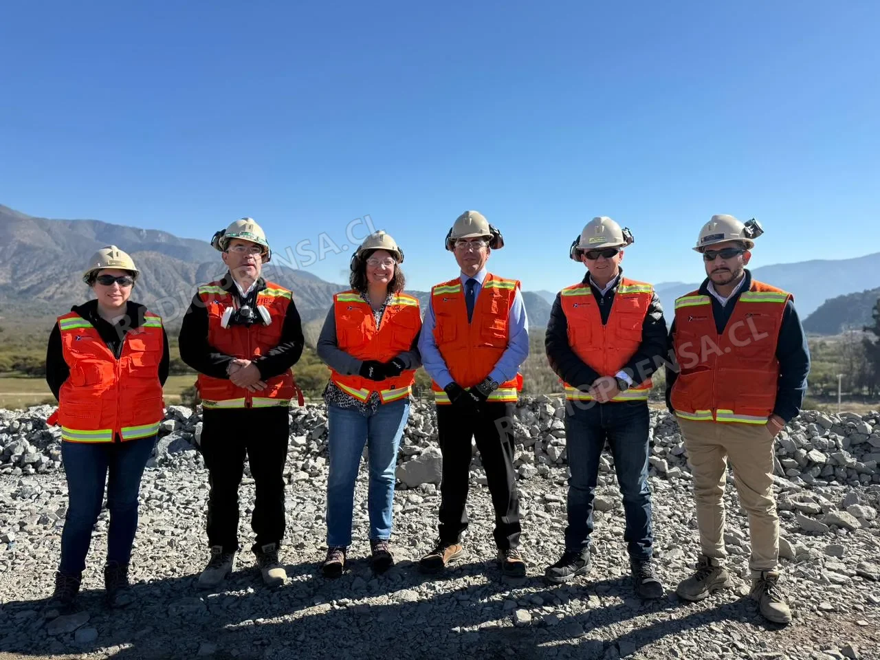 Autoridades visitan Minera Florida para conocer funcionamiento de la faena en Alhué