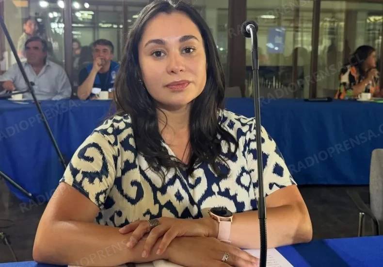 Concejala de Melipilla envía oficio a Delegación Presidencial tras incendio en población Los Poetas