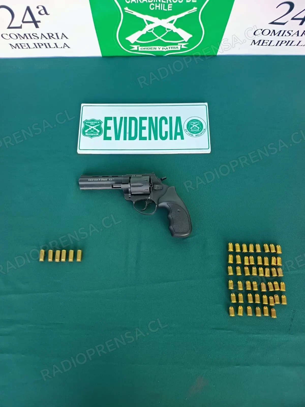 Detienen a mujer por tenencia de arma prohibida