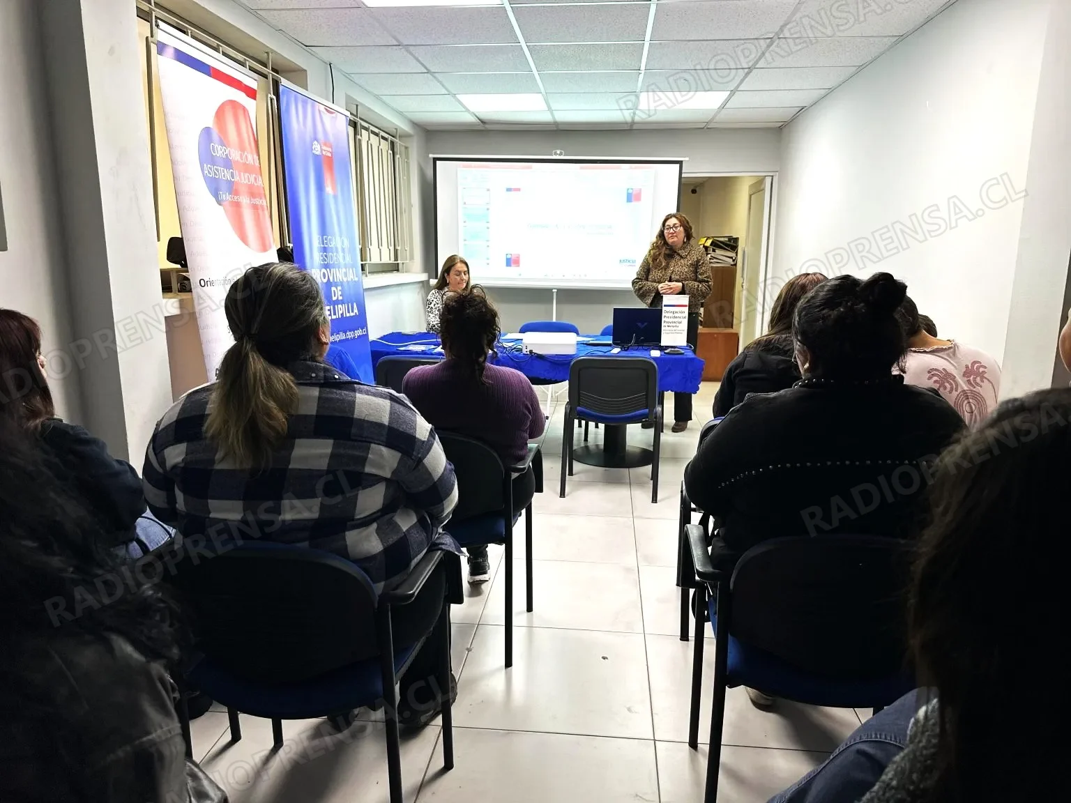 Delegación Provincial de Melipilla y CAJ realizan exitosa jornada de asesoría jurídica para vecinos