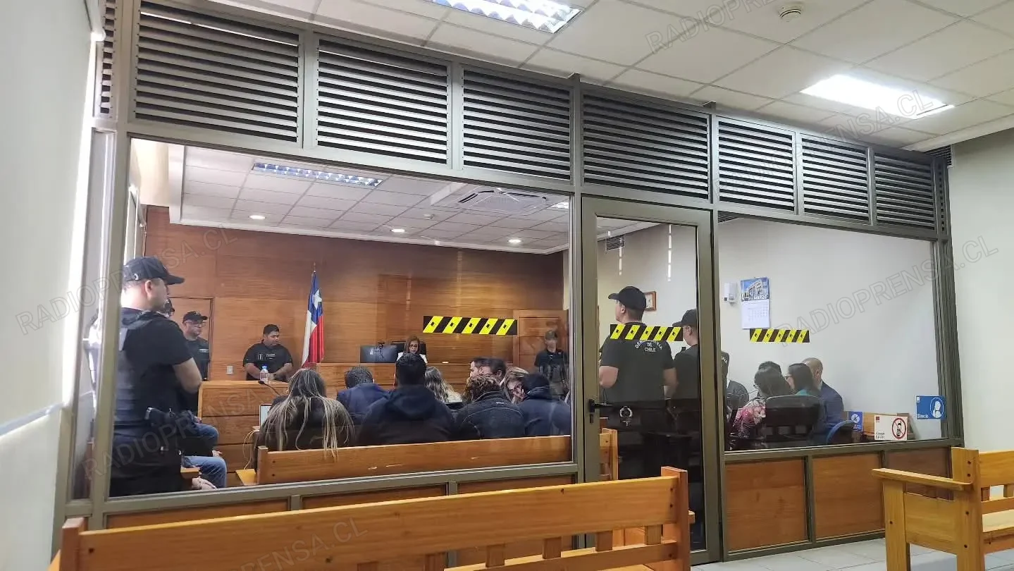 Mañana sigue formalización de acusados de vender licencias fraudulentas en Isla de Maipo