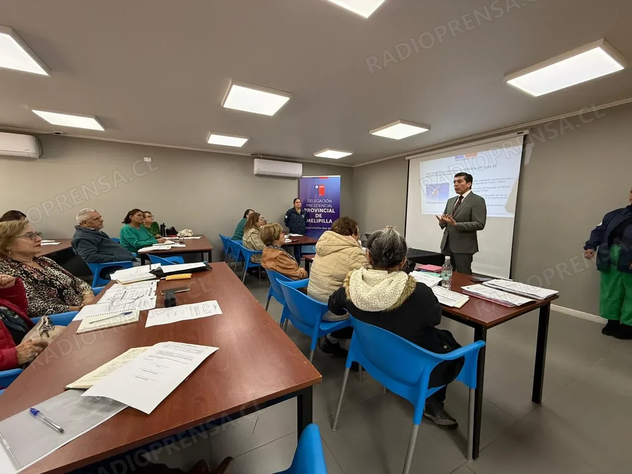 Delegado Libuy encabeza diálogo en Curacaví para difundir el Plan de Reconstrucción Nacional