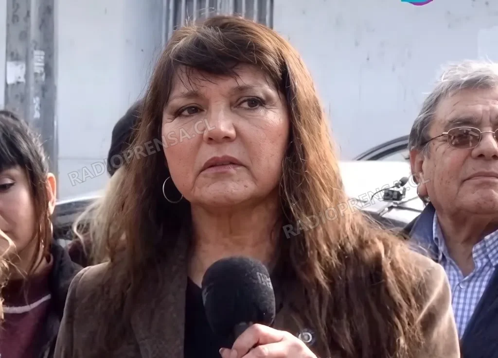 Colegio de Profesores advierte acciones legales en Isla de Maipo por no pago de previsiones a 600 trabajadores