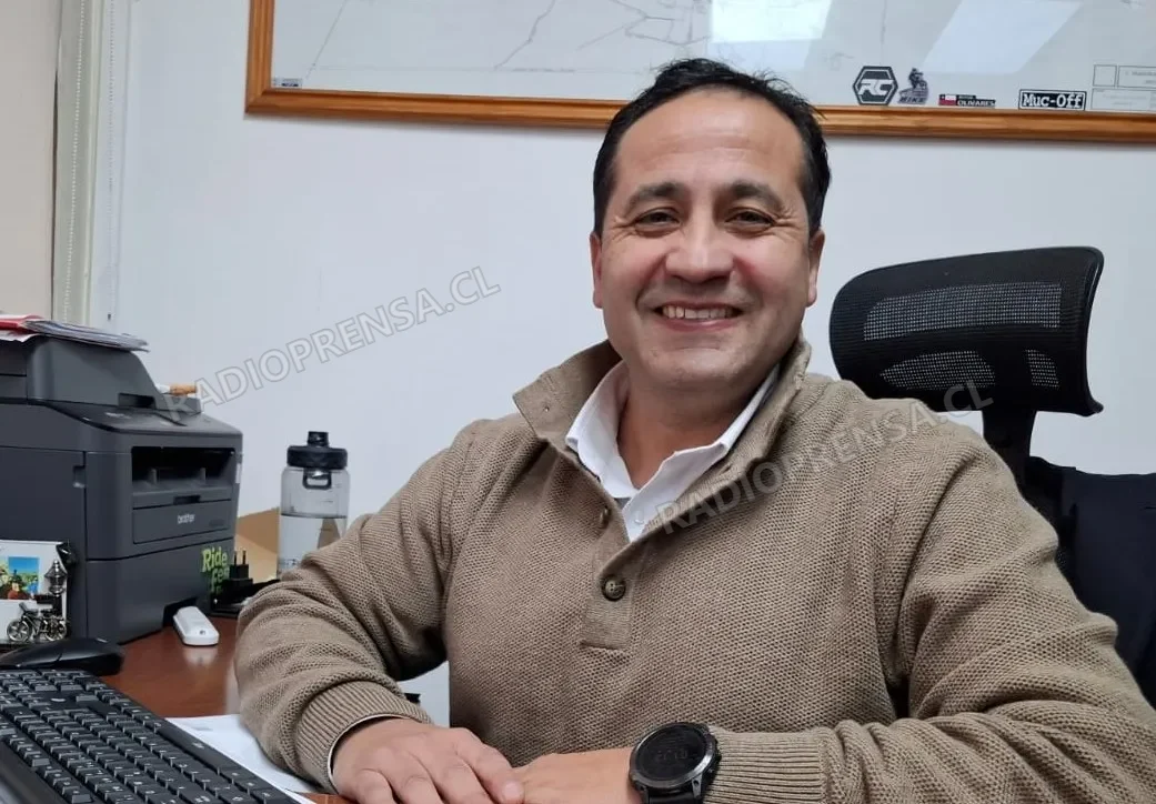 Municipio de Talagante ejecuta trabajos de reparación vial en la intersección de Carlos Camacho con Bartolomé Flores