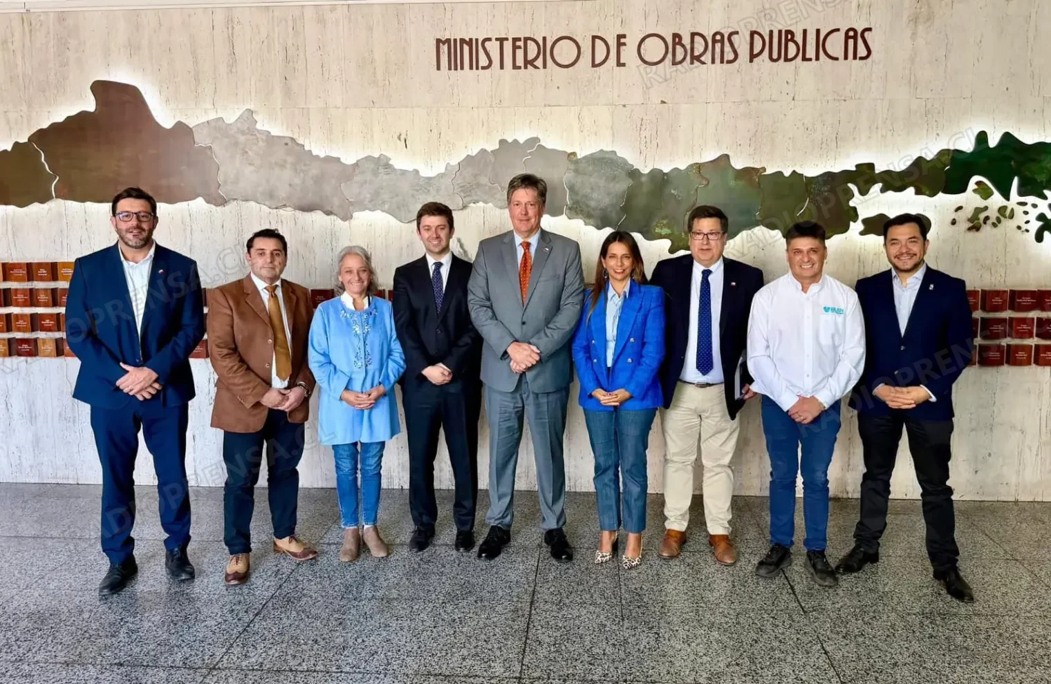 Alcaldes del Distrito participan en reunión con Subsecretario del MOP para agilizar proyectos de sus comunas