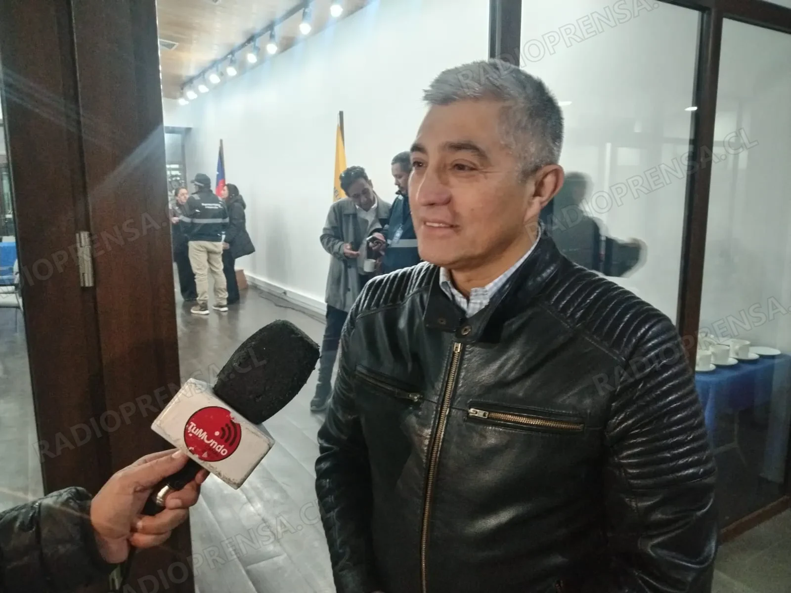 Concejal Carmona solicita mayor fiscalización a empresas que intervienen espacios públicos