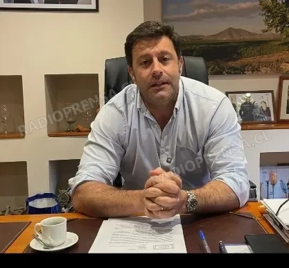 Alcalde de Isla de Maipo responde con dureza tras declararse admisible solicitud de remoción impulsada por dos concejales