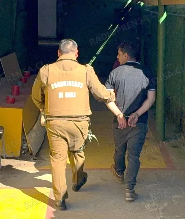 Imputado de 34 años registraba requerimientos judiciales en distintas ciudades del país y fue puesto a disposición del tribunal en San Antonio