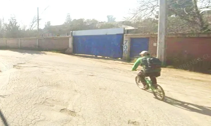 Vecinos de El Bajo denuncian grave deterioro vial y temen colapso ante apertura de nuevo hospital