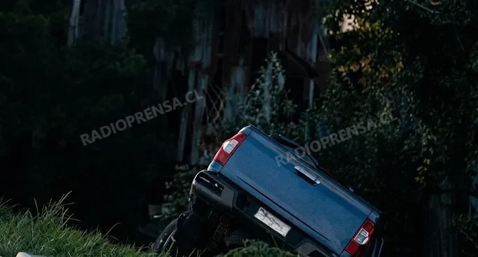 Accidente de tránsito deja a conductor policontuso en el puente nuevo entre El Monte y Talagante