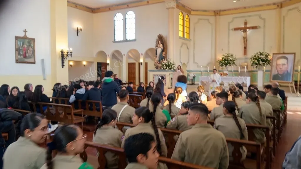 Talagante conmemoró el Día de la Solidaridad con actividad litúrgica junto a estudiantes