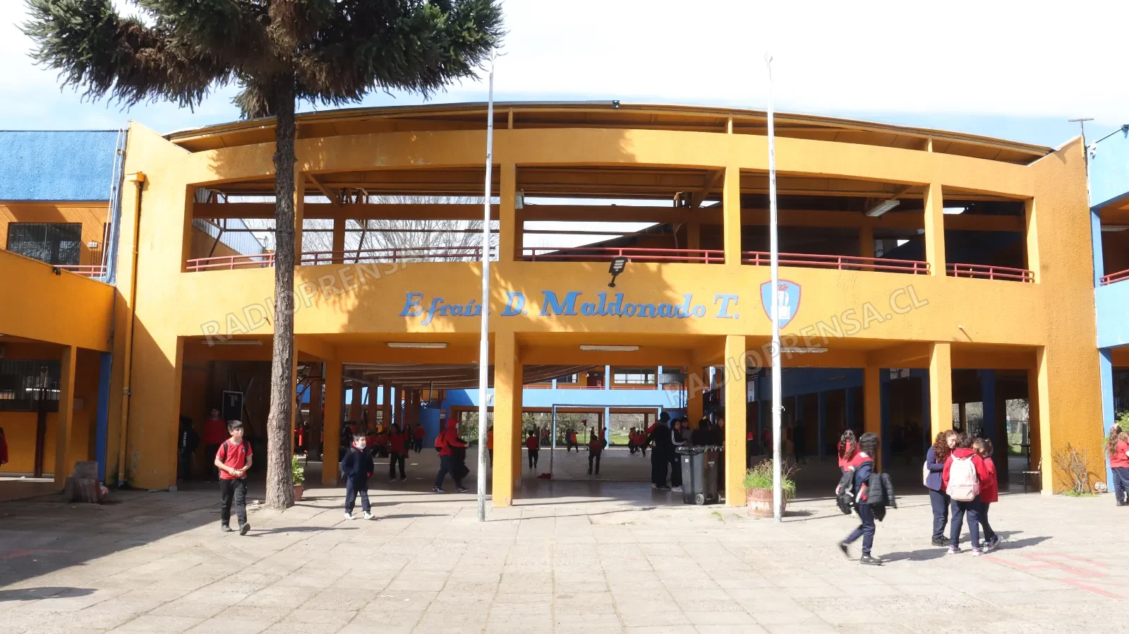 Suspenden clases en tres establecimientos de Isla de Maipo por reparaciones tras el temporal
