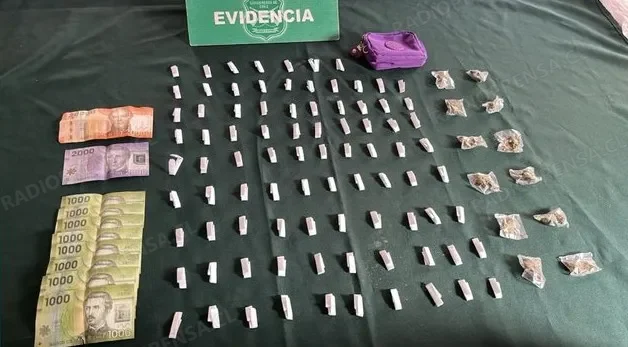 Detienen a mujer por microtráfico durante patrullaje en El Monte