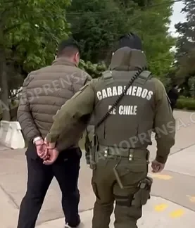 Detienen a sujeto por fraude en examen teórico para obtener licencia de conducir en Padre Hurtado