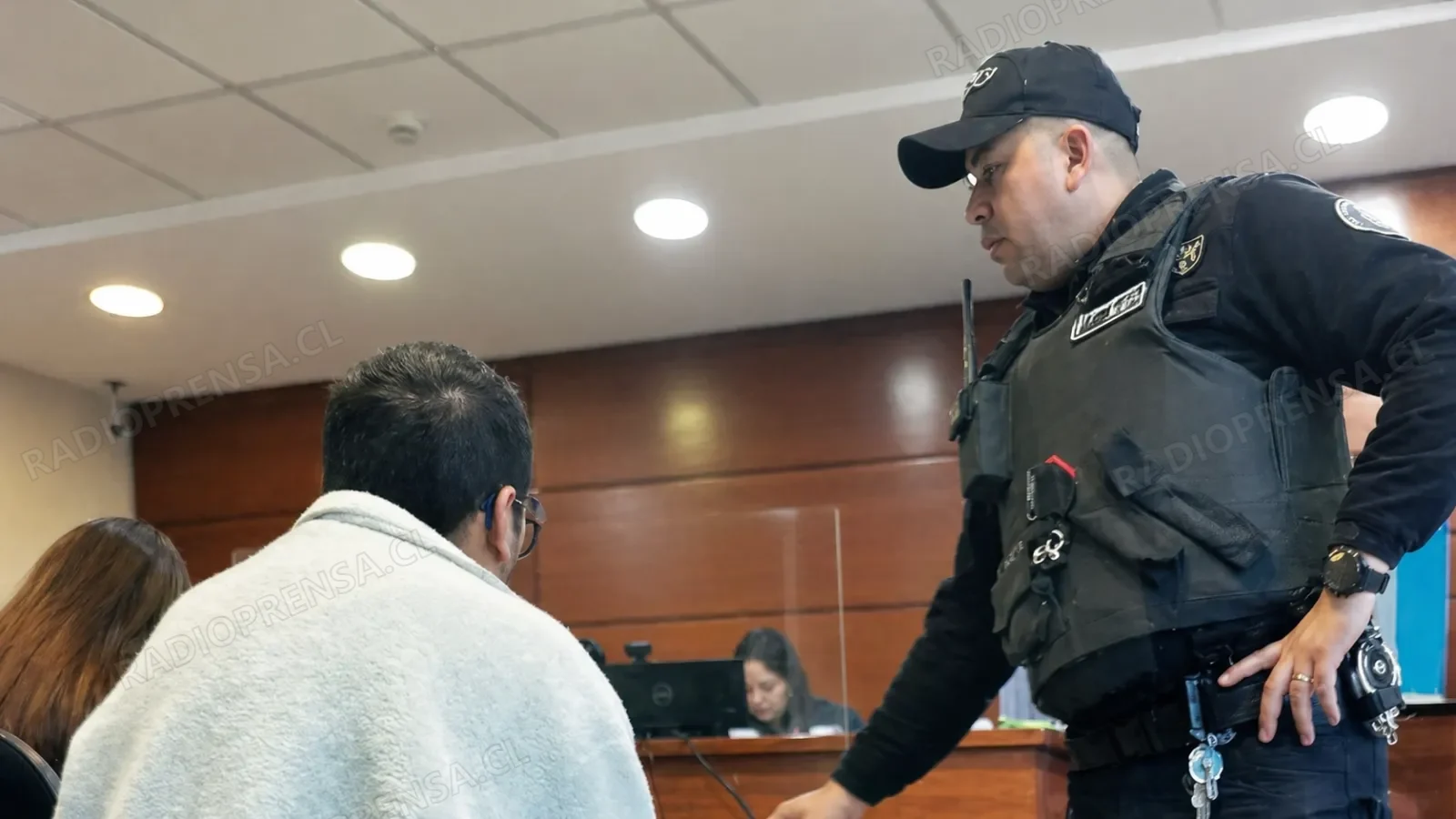 Profesor es detenido por enviar material sexual explícito a alumna en San Antonio