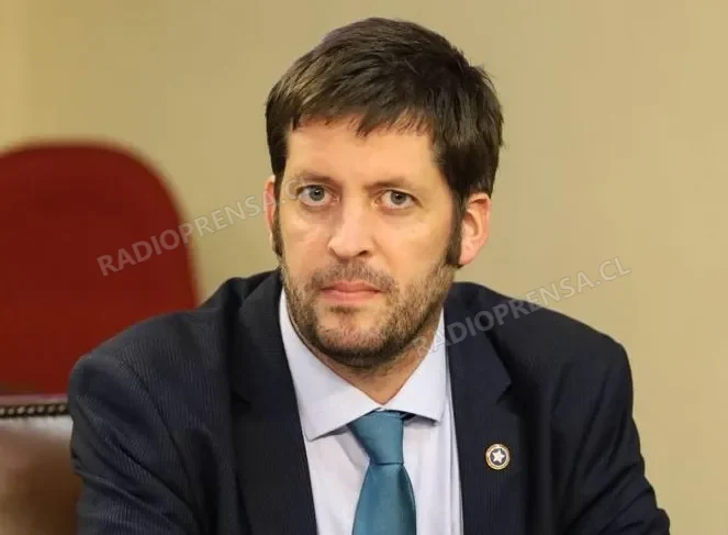 Diputado Juan Irarrázaval llama a la tranquilidad tras postergación de tramo final del metrotren a Santiago y califica la decisión como positiva