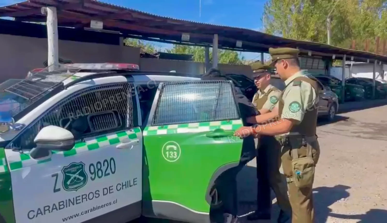 Dos detenidos tras ser sorprendidos robando materiales desde ex faenadora de aves en Chocalán