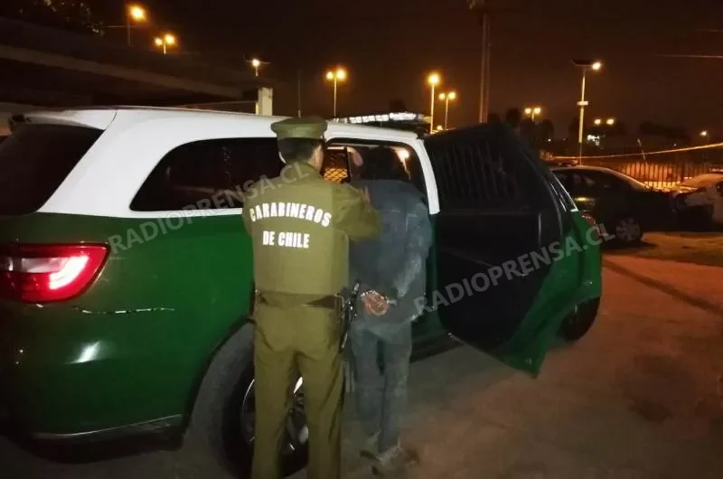 Detienen a sujeto tras robo de batería desde camión municipal en Melipilla