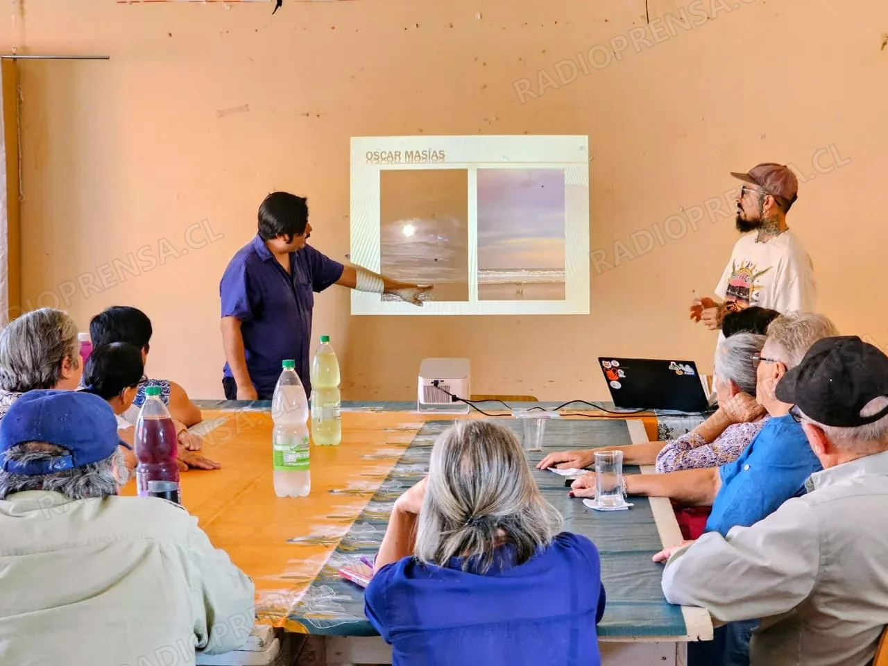 Personas mayores lideran rescate de memoria en Isla de Maipo