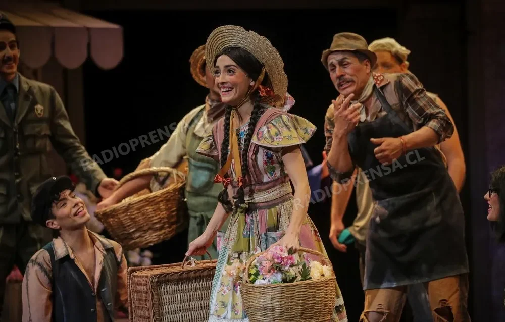 La Pérgola de las Flores y una gran obra de teatro llegan al Teatro Carrera de El Monte