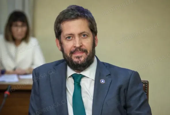 Diputado Irarrázabal: "Los que deben pagar son los concejales y no el municipio"