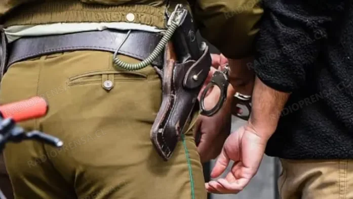 Intensa fiscalización vehicular en María Pinto deja cuatro detenidos