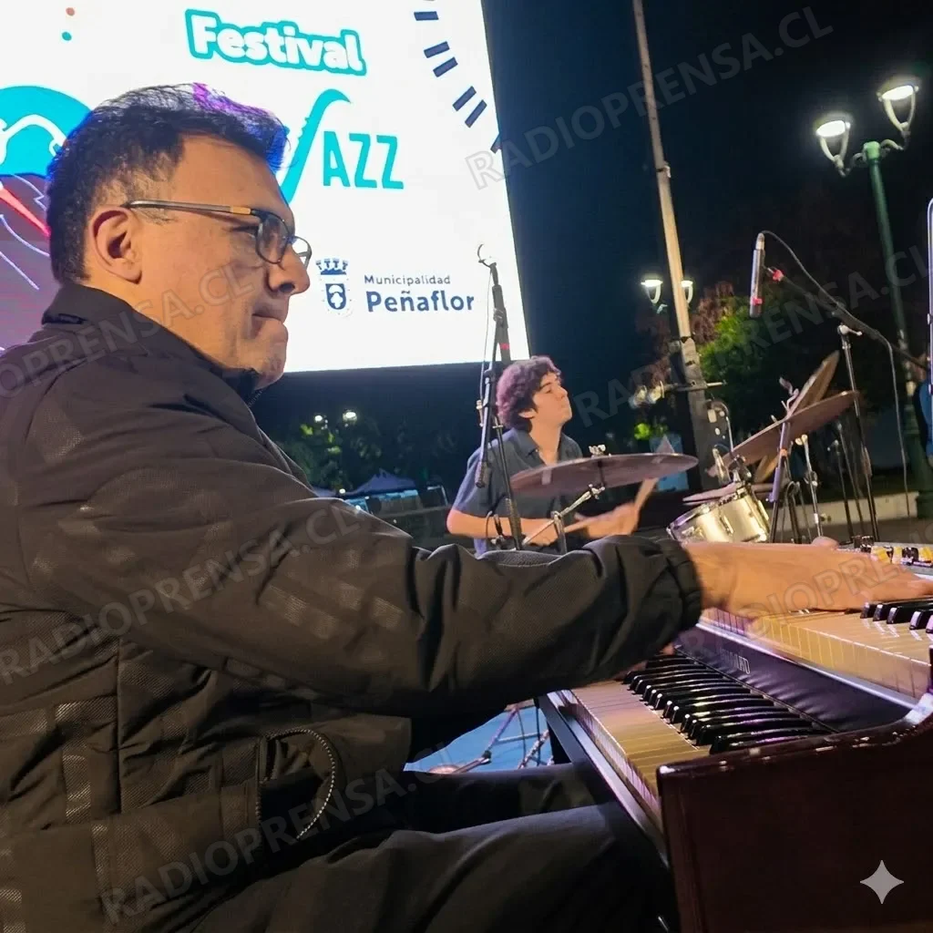 Festival sabores y jazz llenó de música y gastronomía la plaza de armas de Peñaflor