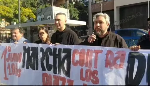 Gremios y organizaciones se movilizan en Valparaíso antes de la Cuenta Pública